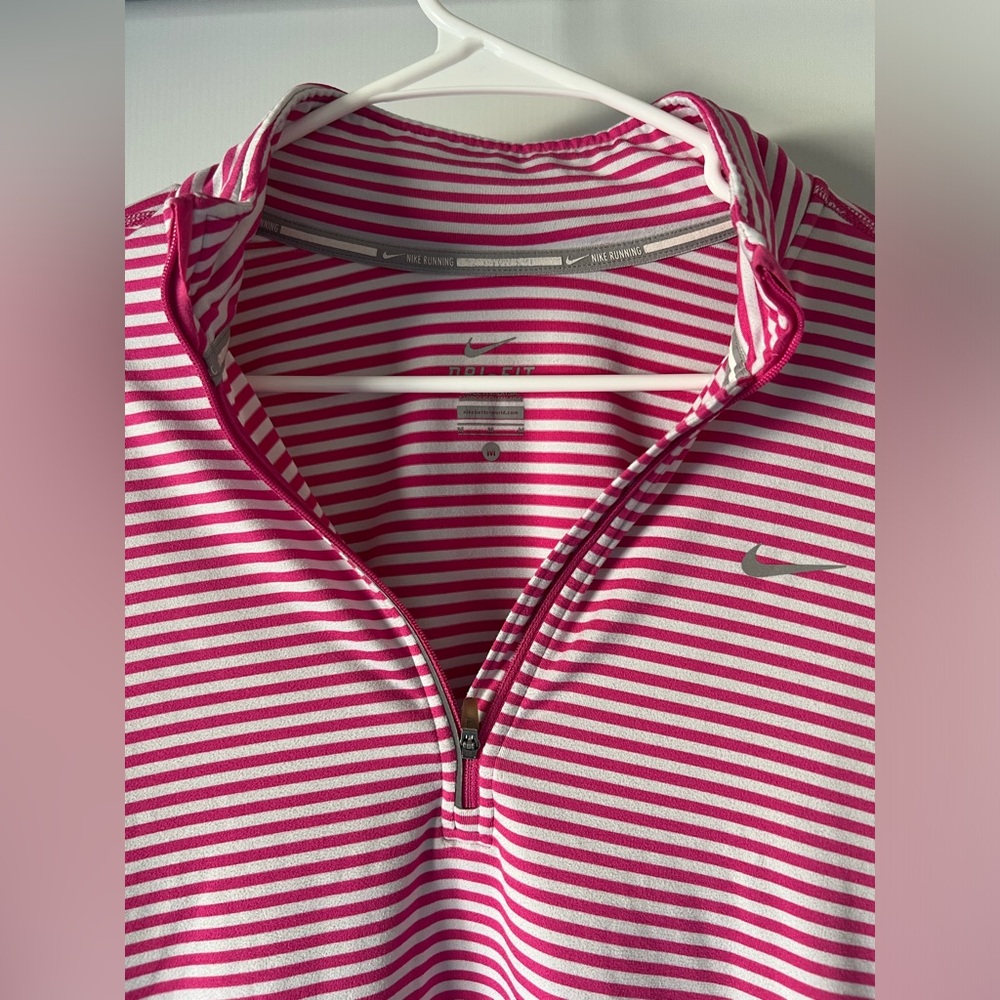 Women’s Medium Nike Pink Stripped Half Zip - Picture 2 of 6